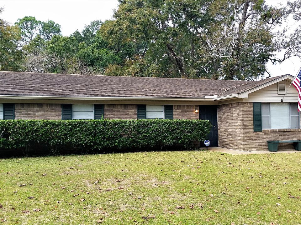 1st image of 100 Pamela Dr