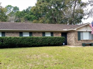 100 Pamela Dr, Gulfport, MS 39503