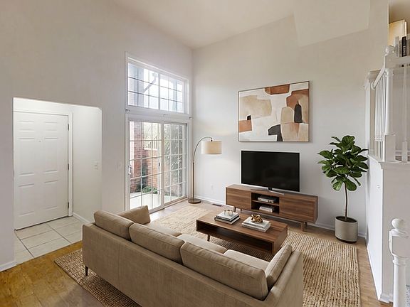 3rd image of 2741 Barclay Way