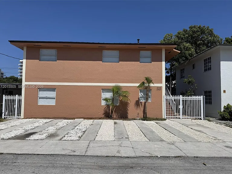 2645 SW 28th Ct #2647 — Photo 1
