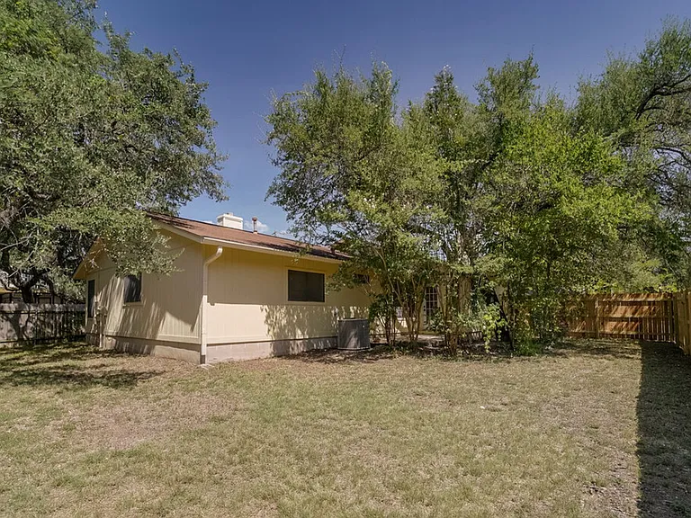 7004 Dallas Dr — Photo 19