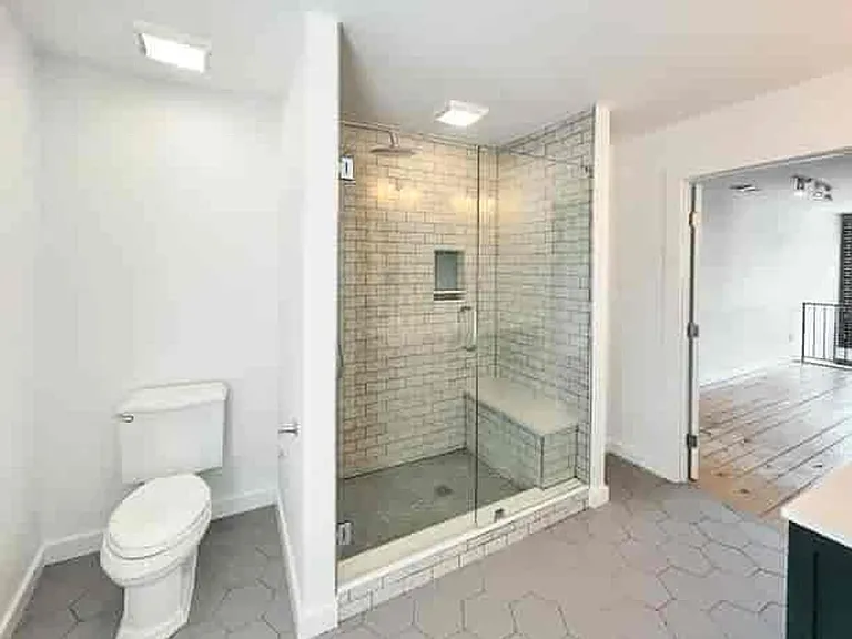 322 Peters St SW #2 — Photo 21