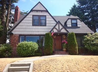 4000 44th Ave SW, Seattle, WA 98116