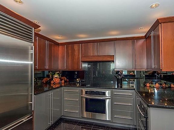 5th image of 350 Revere Beach Blvd APT P1-11e