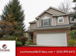 5890 E Lyn Haven Dr SE, Kentwood, MI 49512