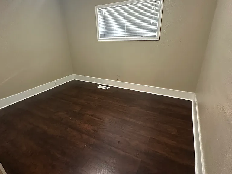 213 Engle Ave — Photo 14