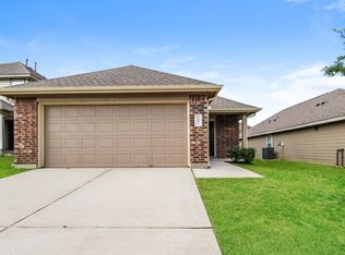 2931 Karin Crest Ln, Conroe, TX 77304