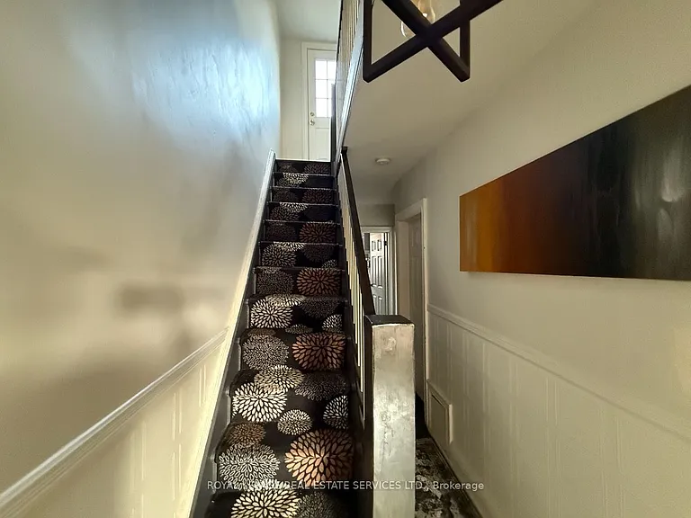 263 Grace St #2 — Photo 15