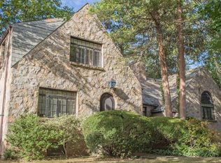 21 Middleboro Dr, Yonkers, NY 10710