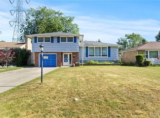 559 Mapleview Rd, Cheektowaga, NY 14225
