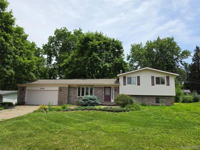 2935 Shawnee Ln, Waterford, MI, 48329