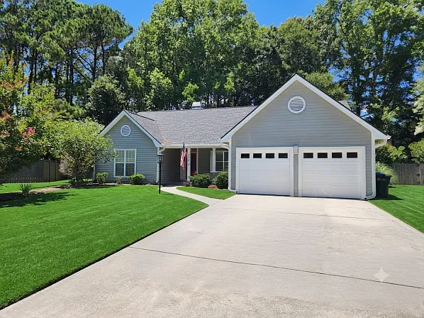 733 Woodland Pointe Pl — Photo 2