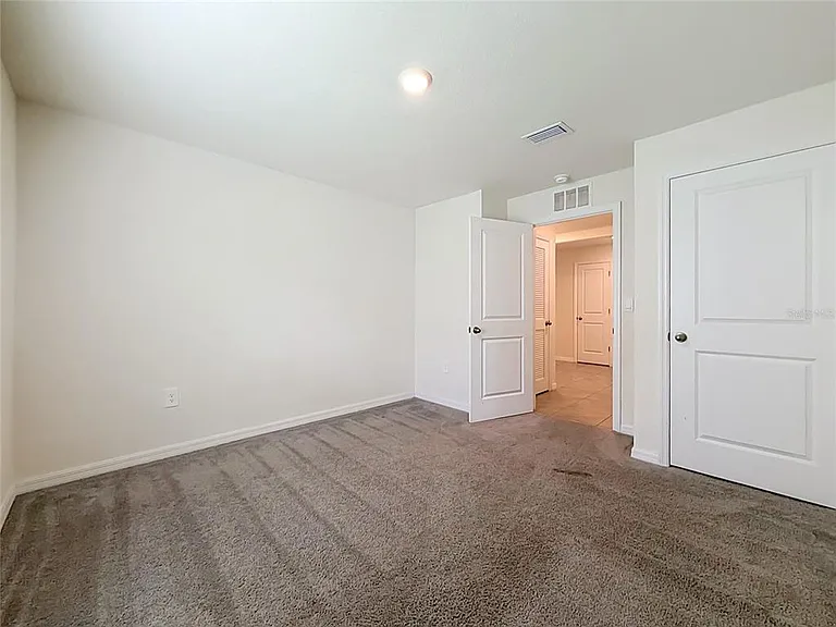 6698 SE 3rd Loop — Photo 24