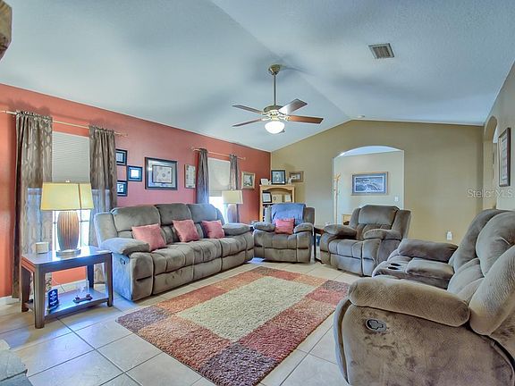 5th image of 1211 County Road 441