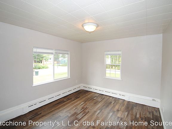 3rd image of 505 B St #A