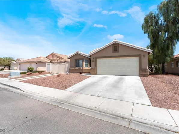 5216 Regena Rose St, North Las Vegas, NV 89081