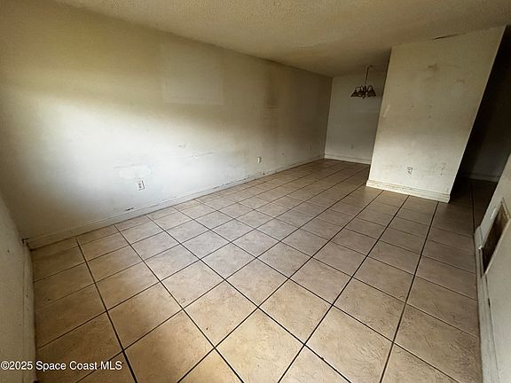 2nd image of 535 Rock Pit Rd