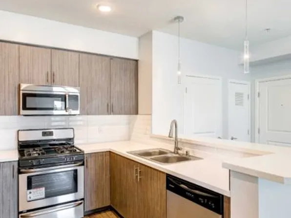 5338 Cartwright Ave #106, North Hollywood, CA 91601