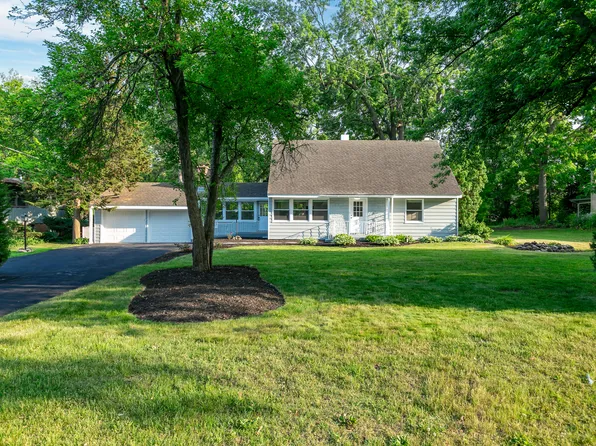 305 W Marion St, Prospect Heights, IL 60070