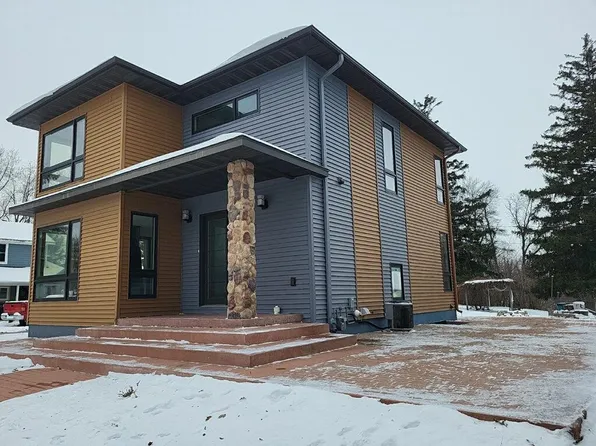 224 3rd St NW, Pelican Rapids, MN 56572