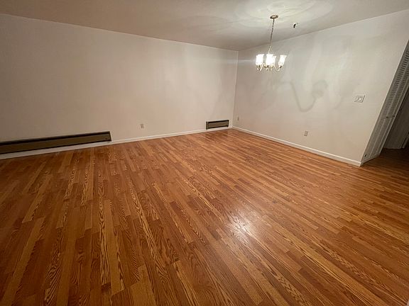 Livingroom / Dining area