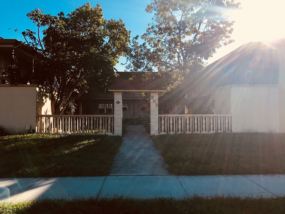 1st image of 955 Knox McRae Dr APT 3