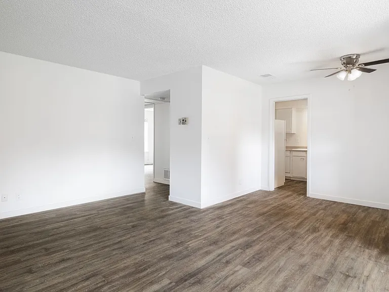 Cambridge Dorchester Apartment Homes — Photo 54