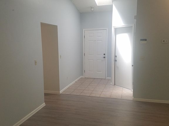 3rd image of 6138 Jonquil Ct