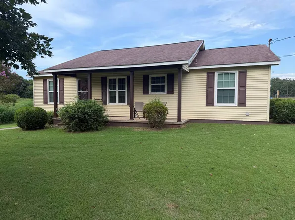 16516 Hampton Ln, Athens, AL 35611