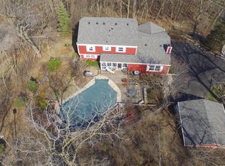 W310S7781 Arbor Dr, Mukwonago, WI 53149