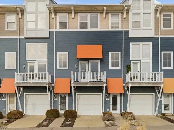 323 Arizona Ave, Lorain, OH 44052