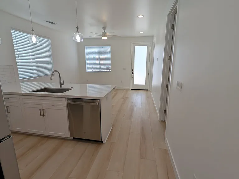 561 Branch St — Photo 3