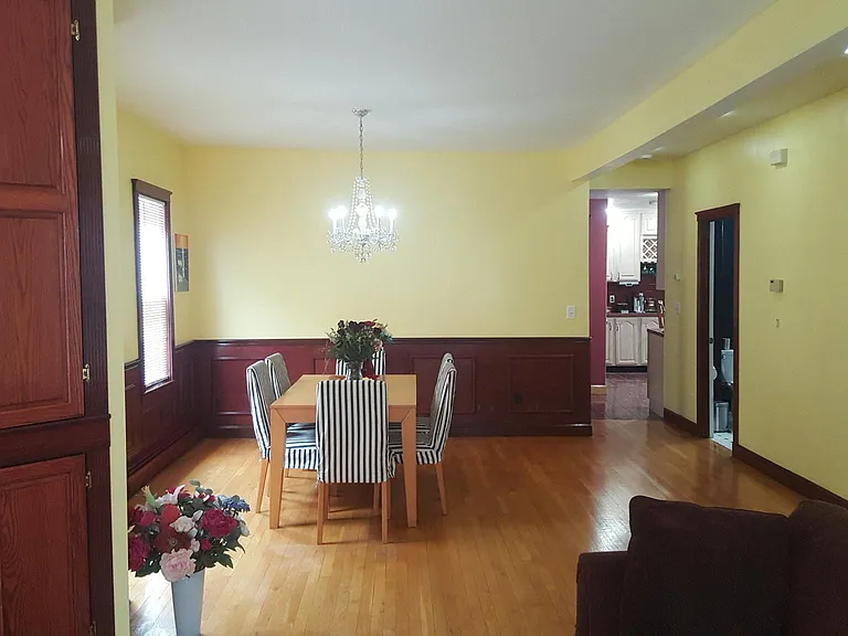 8 Buttonwood St #3 — Photo 4