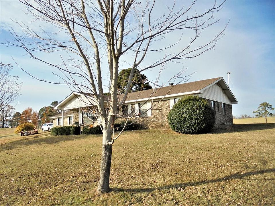 1st image of 924 Bear Mountain Ln