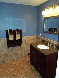 5th image of 1400 SE Harvest Dr