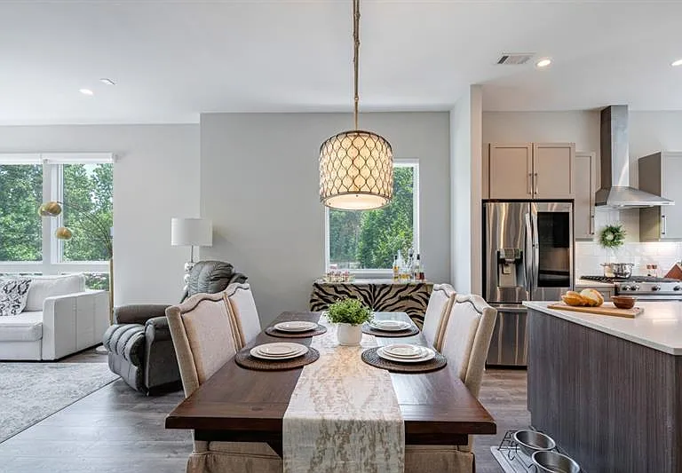1227 Chelsea Cir NW — Photo 26