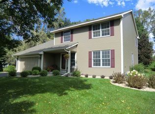 13914 Fountain Ct, Apple Valley, MN 55124