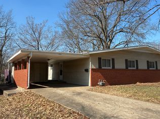 1951 S Ventura Ave, Springfield, MO 65804