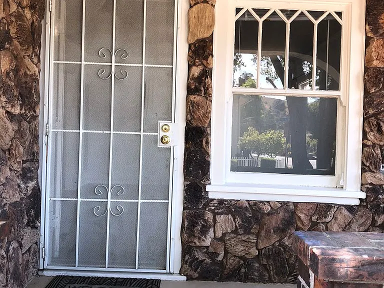 1835 Estudillo St — Photo 2