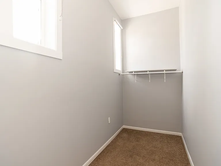 1044 W Belmont Ave #2 — Photo 15
