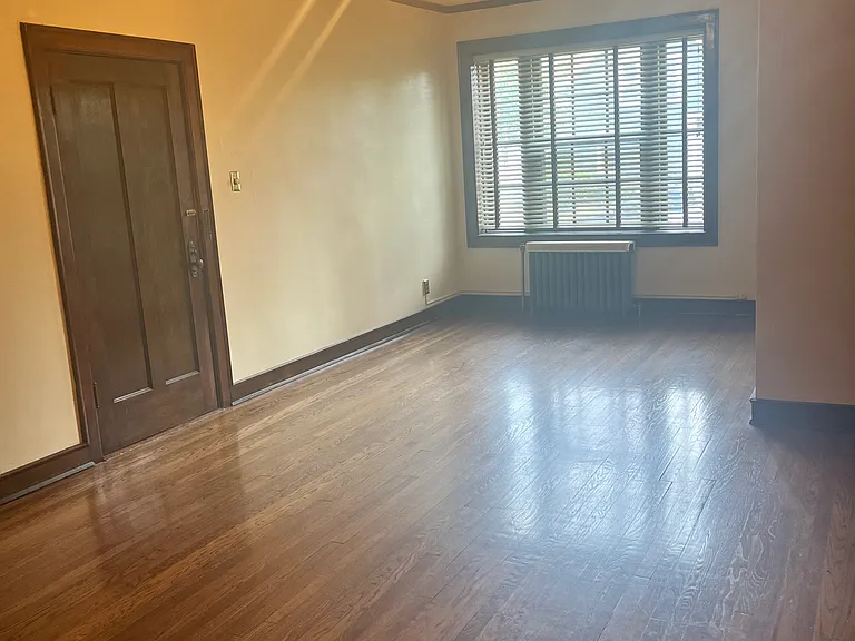 Mason Sherman Apartments — Photo 11