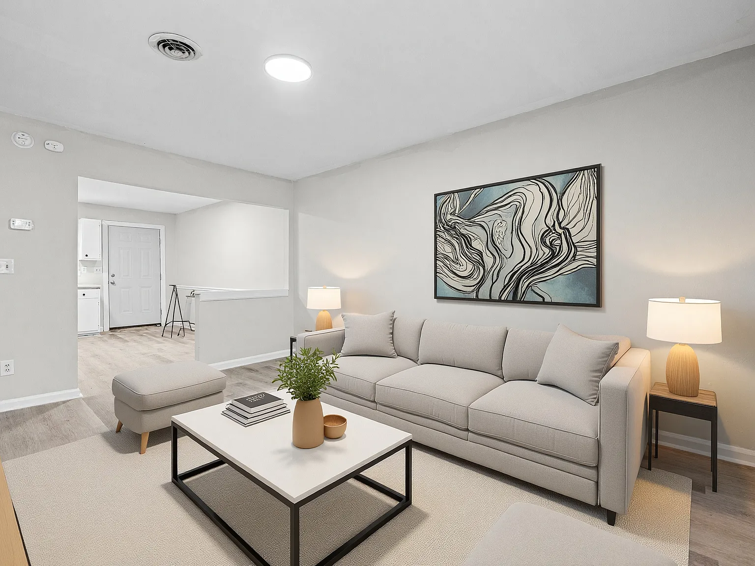 2 bed, 800 sqft, $1,145 — Photo 1