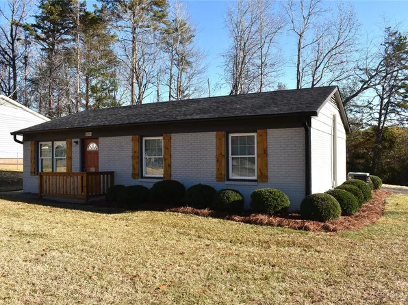 600 Kilborne Dr, Gastonia, NC 28052