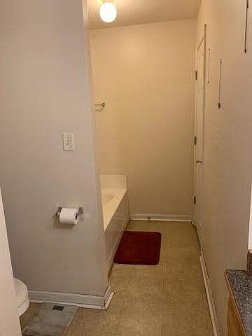 1st image of 808 Summer Ln