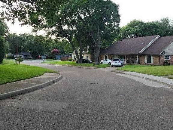 5th image of 914 Stillmeadow Rd