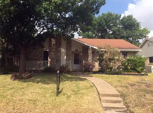 5137 Barcelona Dr, Garland, TX
