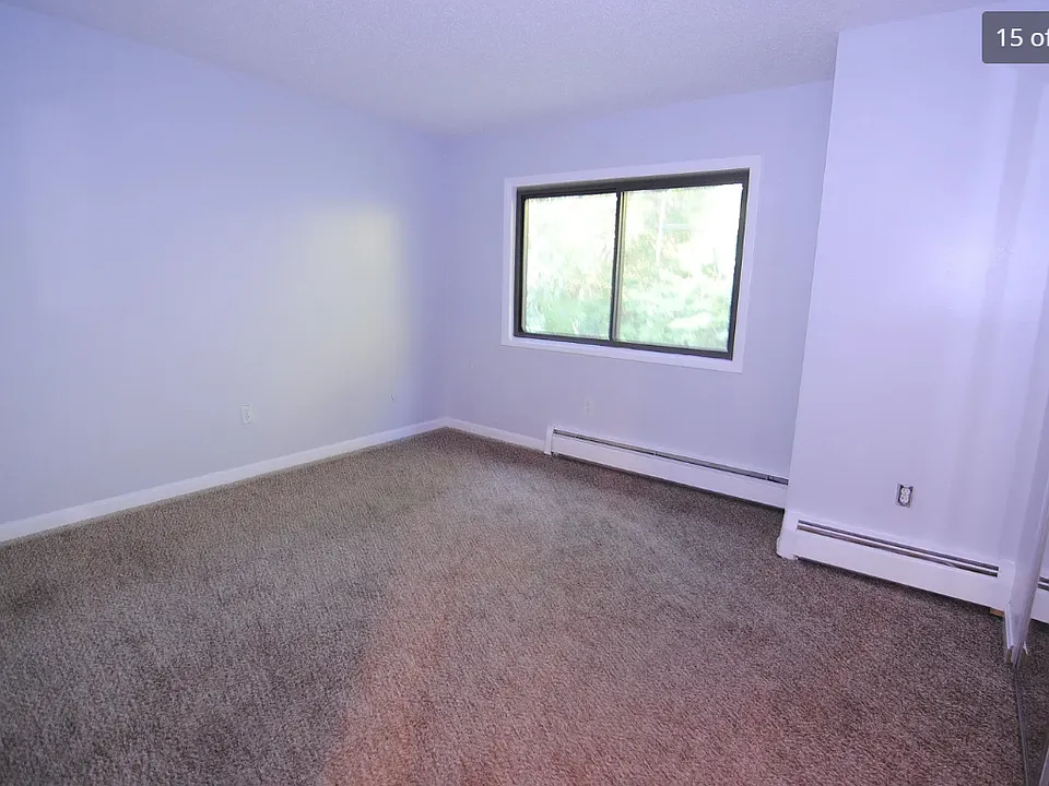 4 Strawberry Bank Rd