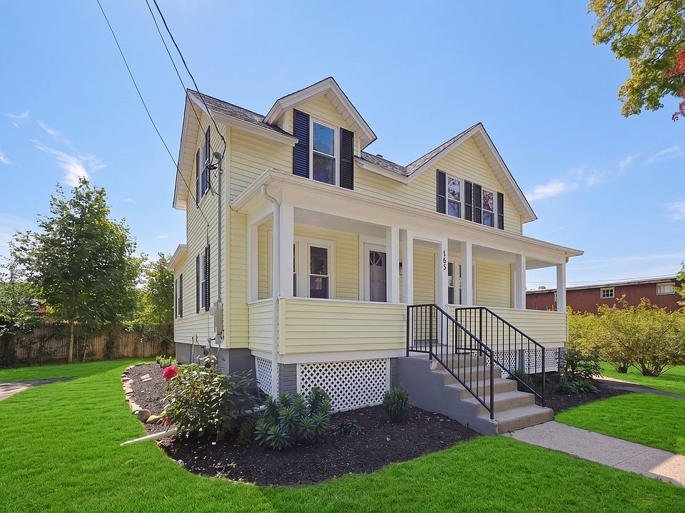 1st image of 165 Chestnut St