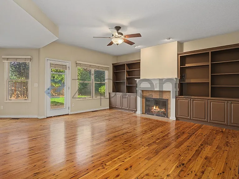 13202 Rogers Rd — Photo 12