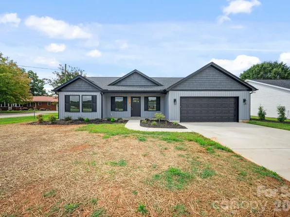 119 Progress Pl, Salisbury, NC 28147